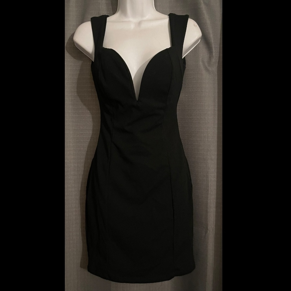 Small black Dress